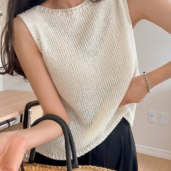 Beige Casual Women's Solid Round Neck Knit Top - Picture 1 of 8